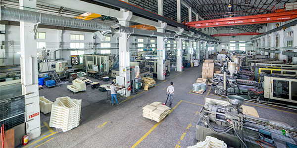 工業(yè)環(huán)保空調(diào)廠家?guī)懔私庖苿?dòng)冷風(fēng)機(jī)與普通冷風(fēng)機(jī)的區(qū)別